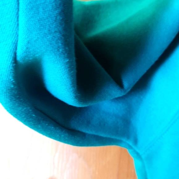 Alice Collins Vintage Teal Cotton Blend Embroidered Hedgehog Scene Sweatshirt - Picture 7 of 9